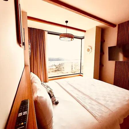 The Five - Adults Only * Seferihisar