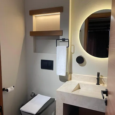 The Five - Adults Only Seferihisar