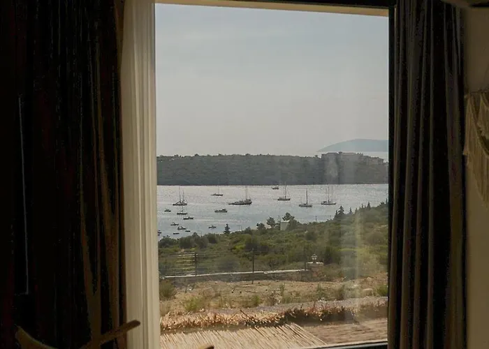 The Five - Adults Only Seferihisar