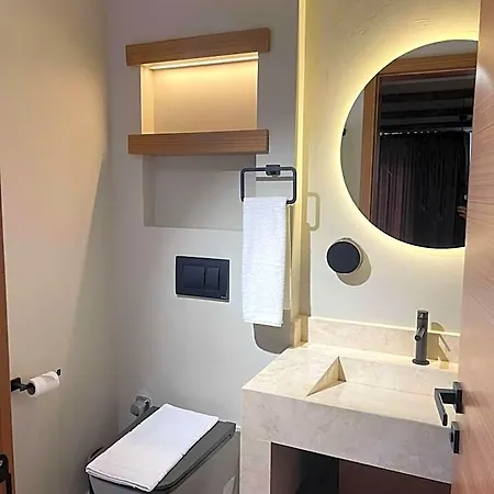 The Five - Adults Only Hotel